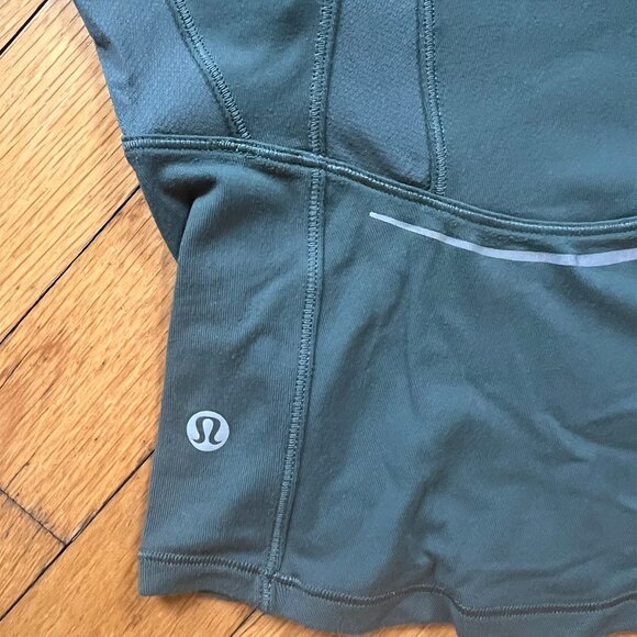 Lululemon Rulu Reflective Running Long Sleeve Shirt, Size 2 - Picture 3 of 3